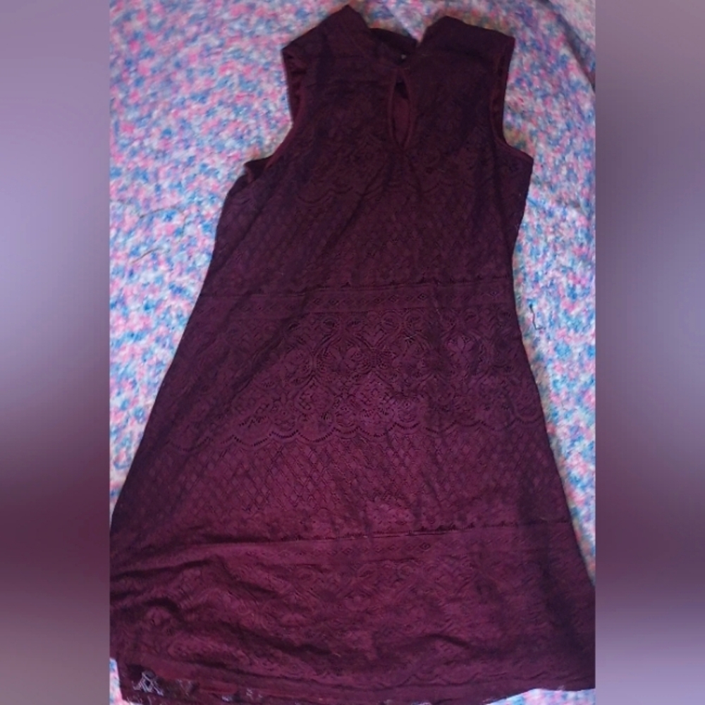 Burgundy flowy high neck j gee dress large